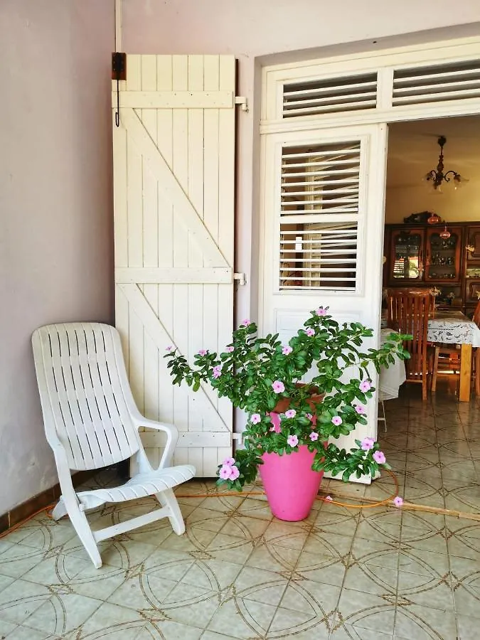 Apartment Vue Sur Mer A La Villa Parme Le Robert